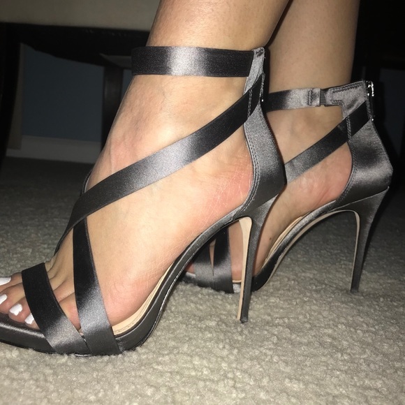 vince camuto gray heels